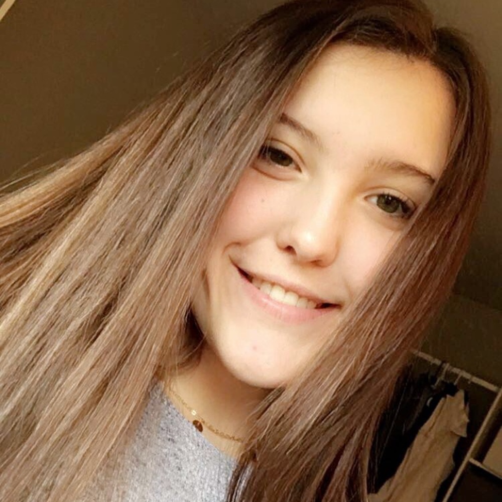 Meet your Posher, Emily